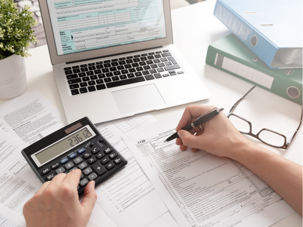 Departament Fiscal i Comptable
